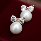 Bow Pearl Earings