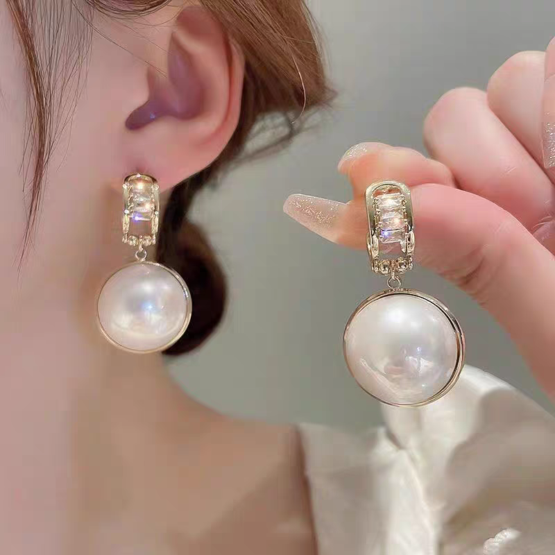 Pearl Earings