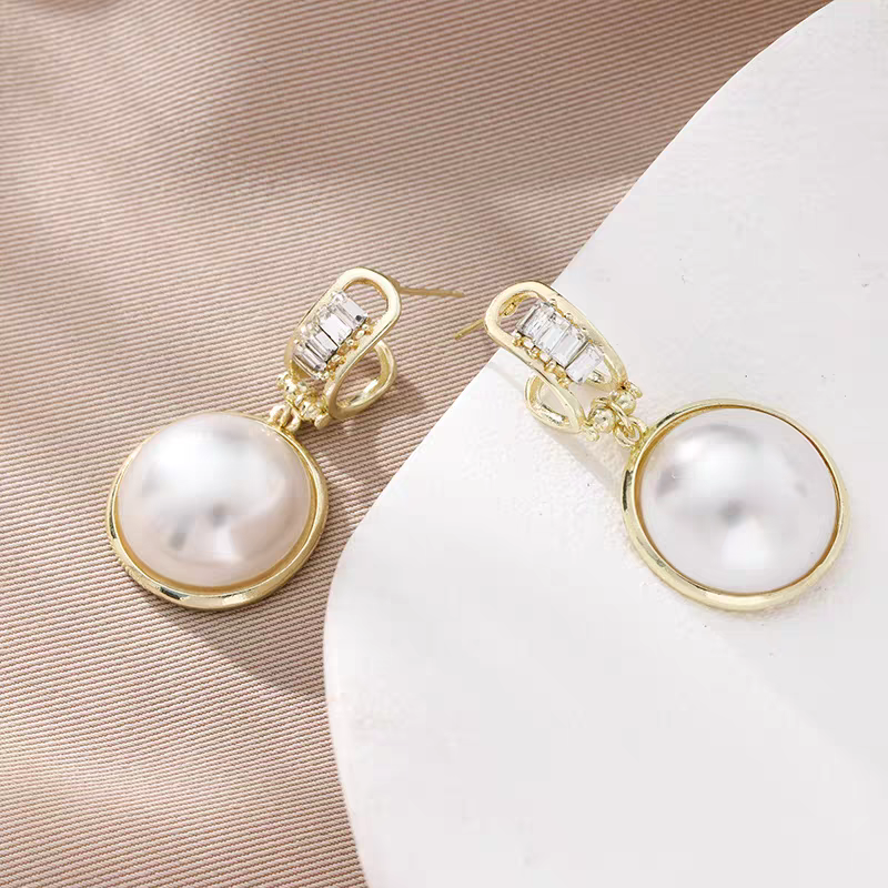 Pearl Earings