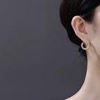 Gold swirl Earings