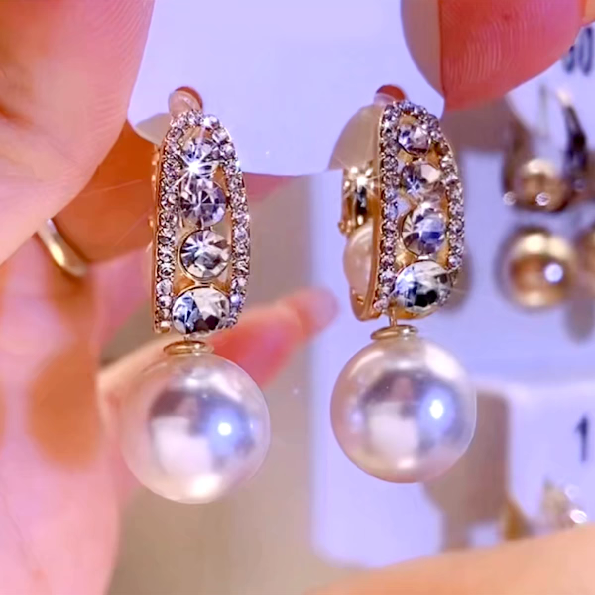 Hanging Pearl Earrings