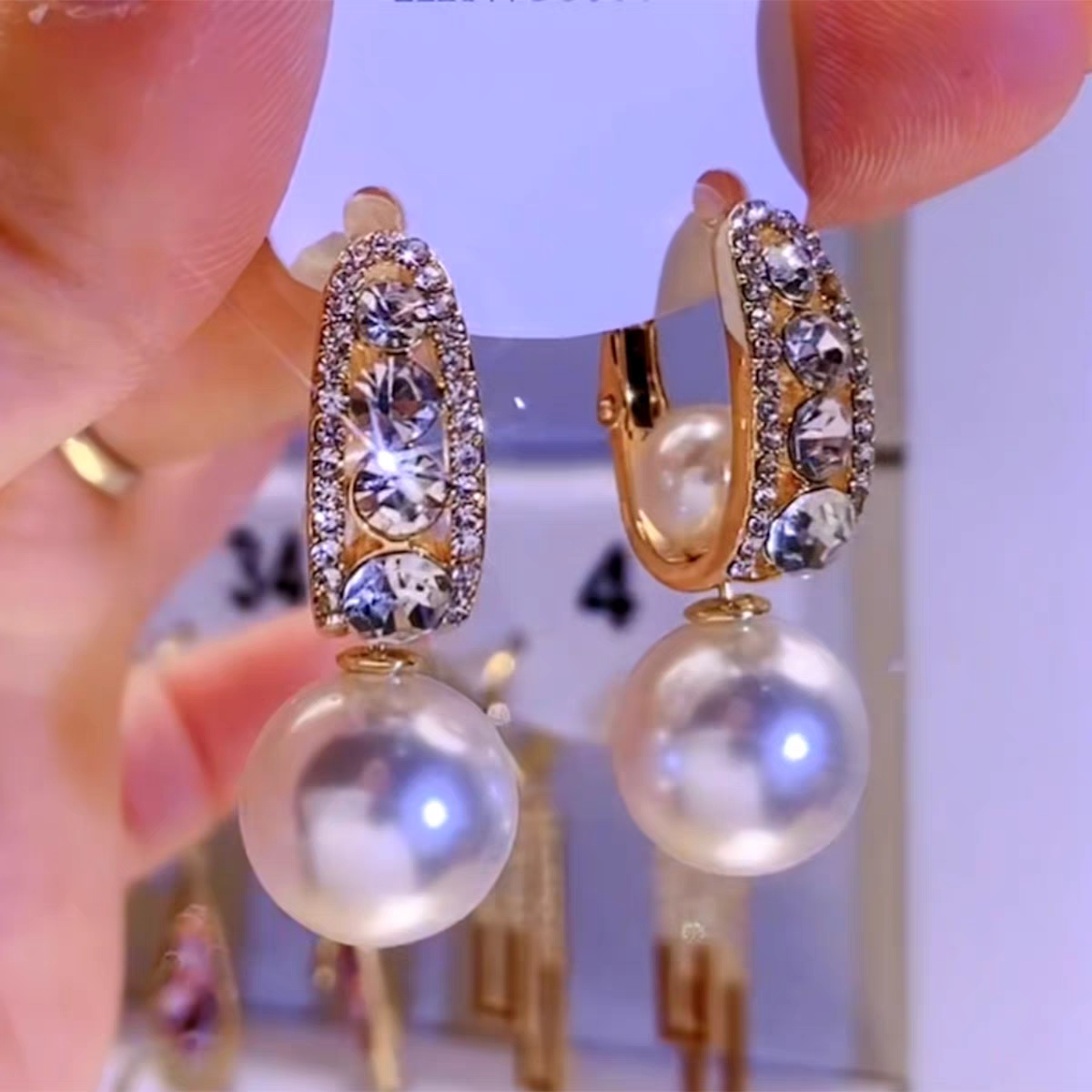 Hanging Pearl Earrings