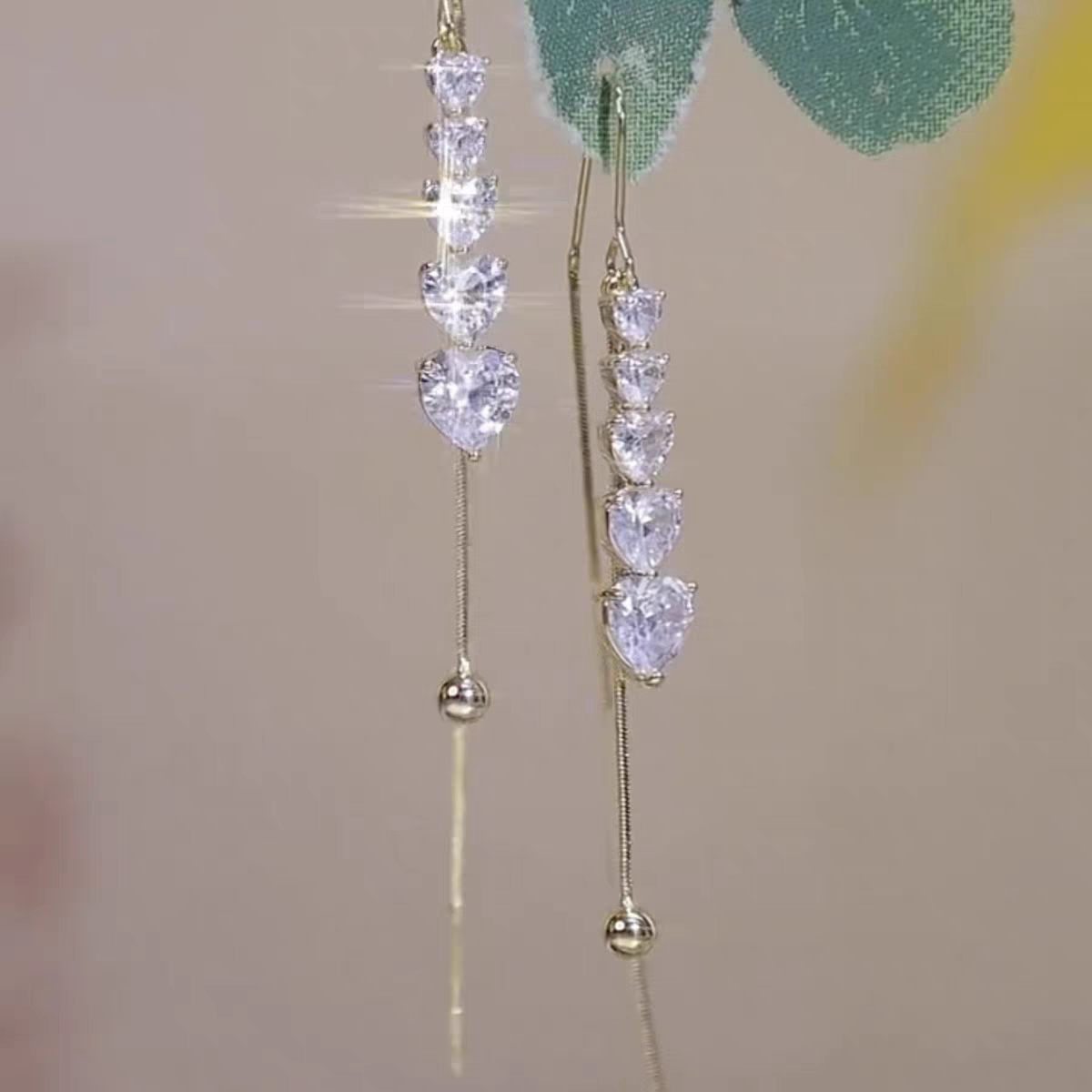 Hanging premium Hearts Earrings